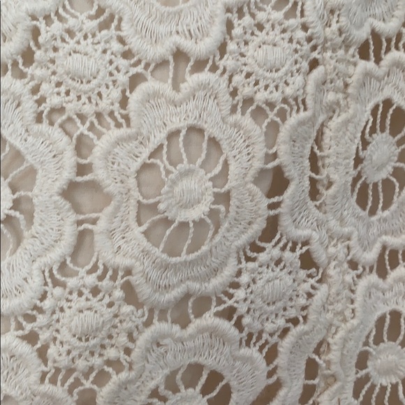 Lace skirt - Picture 2 of 3